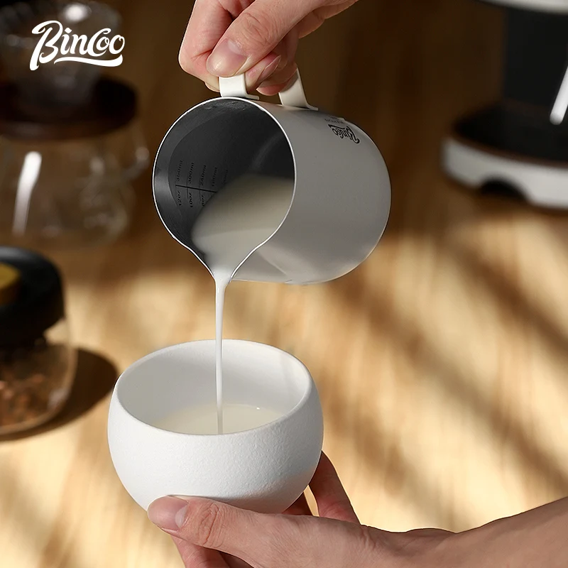 Bincoo coffee cup simple ceramic Japanese solid color egg cup exquisite latte cup high beauty latte cup plate set