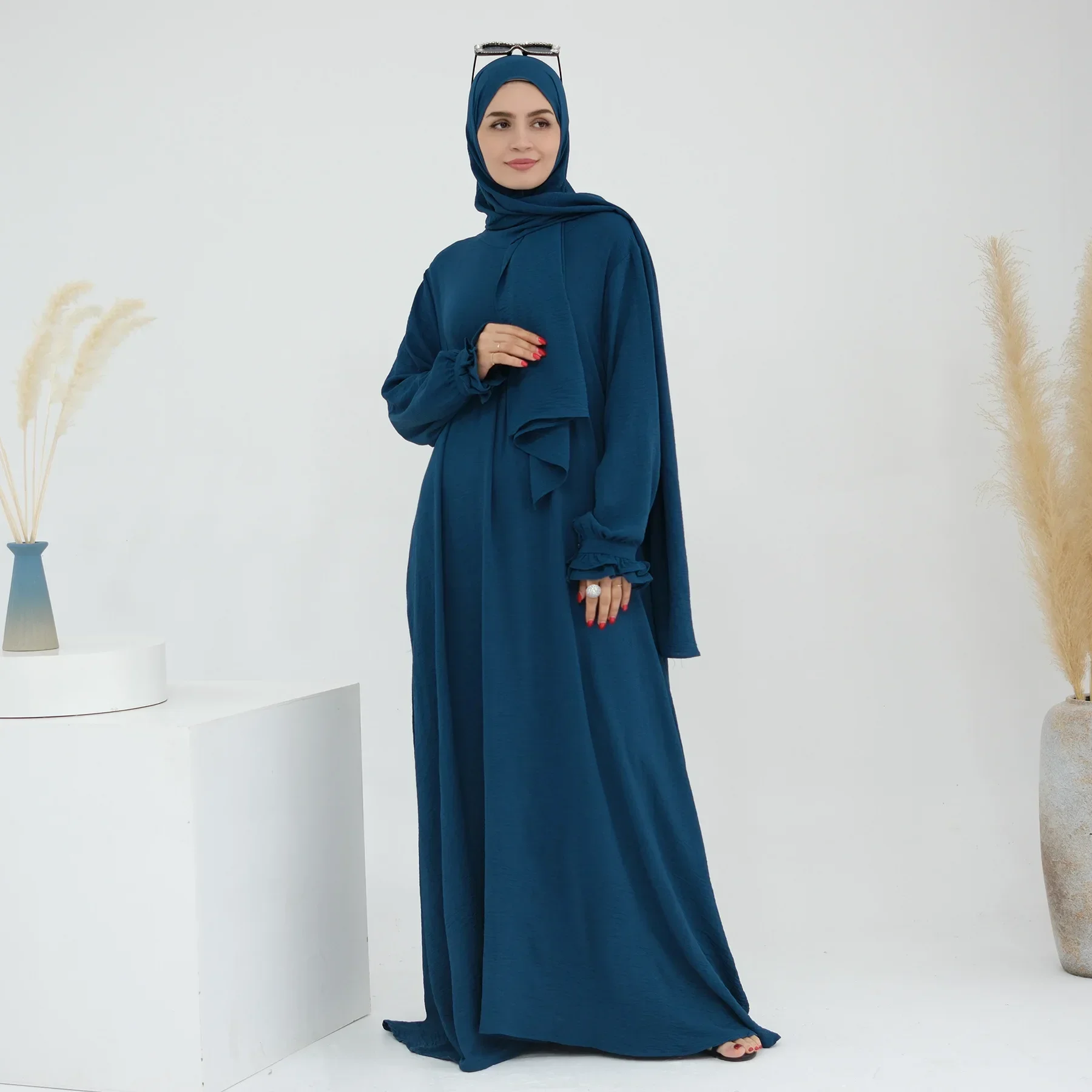Ramadan-Abaya mit Kapuze und integriertem Hijab-Schal, einteiliges Jilbab-Kleid, muslimische Frauen, Gebet, islamische Kleidung, Dubai-Kaftan-Robe