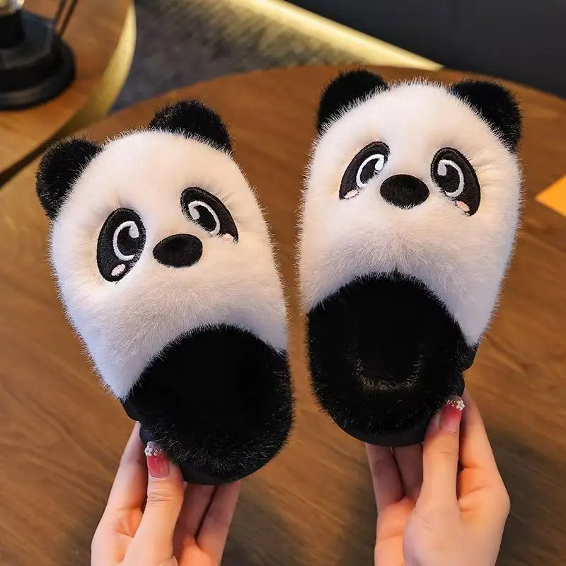 

Детские зимние новые хлопковые тапочки с героями мультфильмов Baotou для мальчиков и девочек, мягкая подошва, нескользящая плюшевая теплая домашняя хлопковая обувь на каблуке