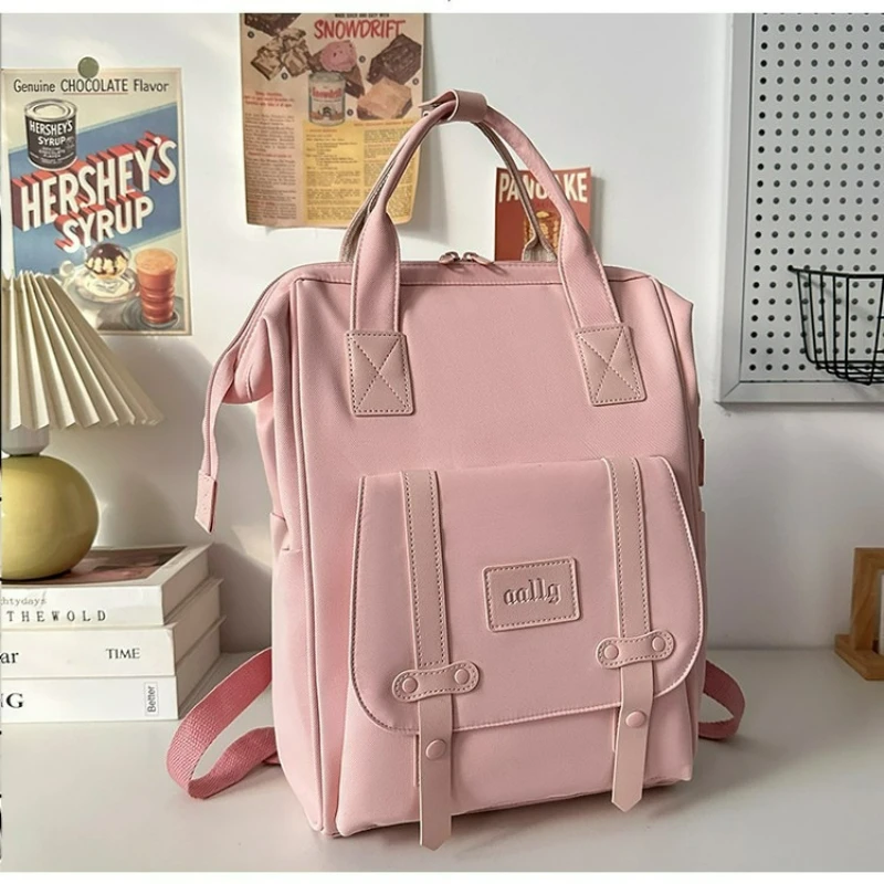 

Diaper Bags Ins-style Mommy Bag Lightweight Travel Backpack for Moms Multi-functional Maternity Bag