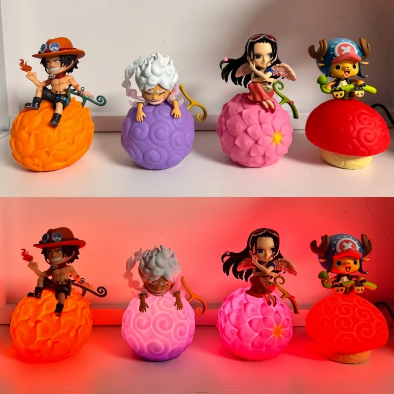 

Ночник с голосовым управлением из серии «Дьявольские фрукты» по мотивам One Piece: Луффи, Нико Робин, Чоппер, Портгас Д. Эйс — аниме-фигурки, настольные игрушки, подарки