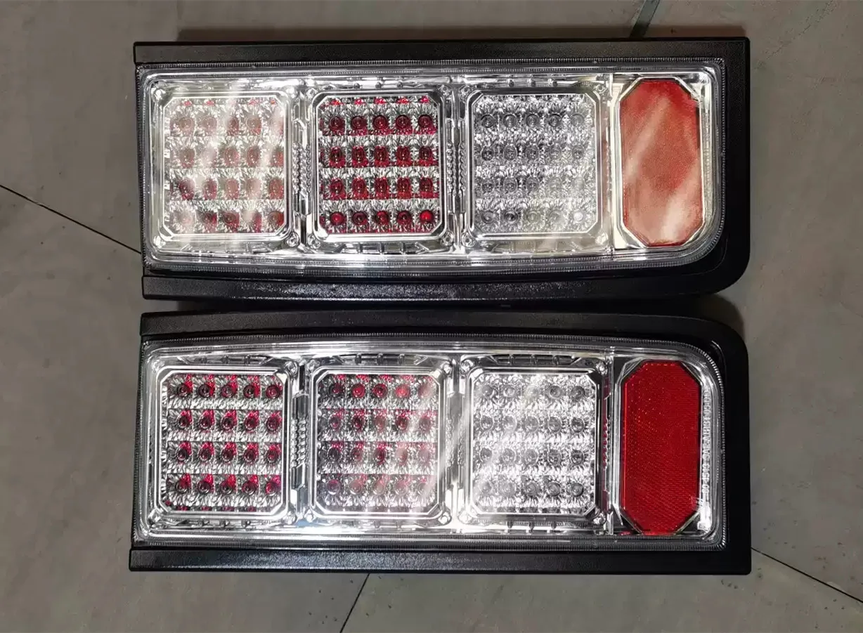 Aksesori Mobil Rakitan Lampu Belakang LED untuk Hummer H2 HMMWV Upgrade Retrofit