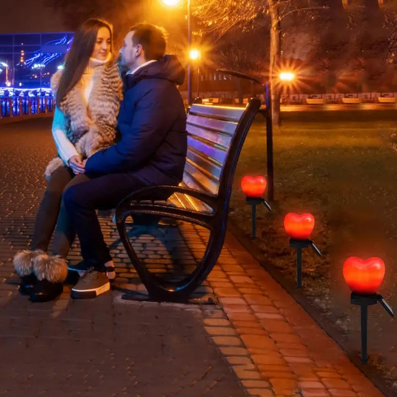 Рисунок 4 - Солнечная лампа в форме сердца для сада
