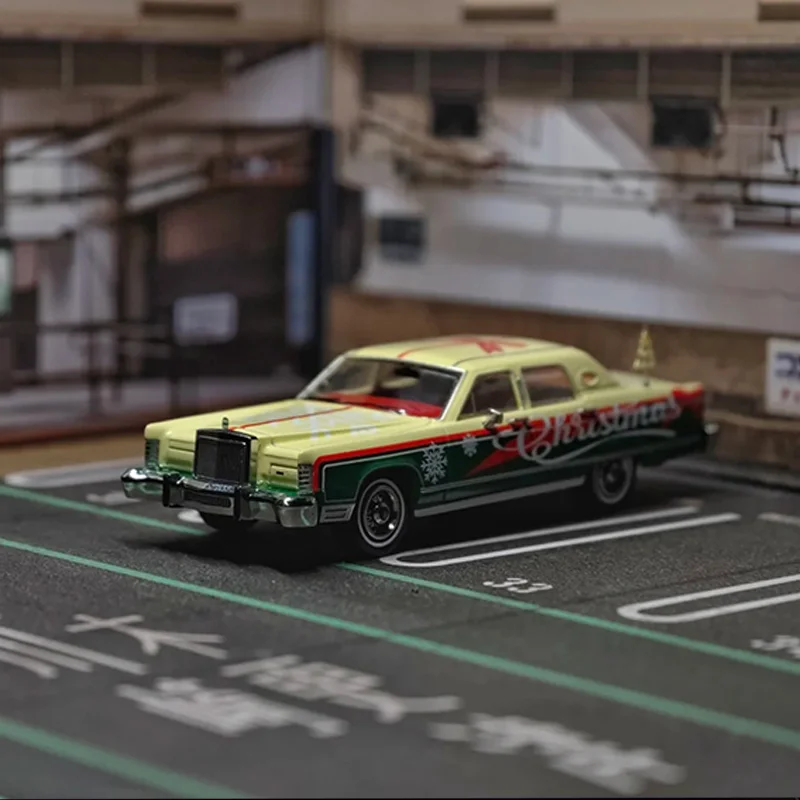 New In Stock 1:64 Sun Star 1979 Lincoln Continental City Simulation Alloy Miniature Die-Cast Car Model Children'S Christmas Gift
