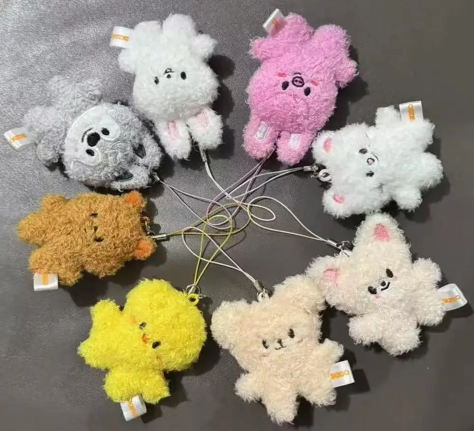 พวงกุญแจตุ๊กตาสัตว์น่ารักสไตล์การ์ตูน Kpop Skzoo ของเล่นตุ๊กตาขนนุ่ม อุปกรณ์เสริมพวงกุญแจ ของขวัญวันเกิดสำหรับเด็กและเด็กผู้หญิง ของขวัญสำหรับแฟนคลับ