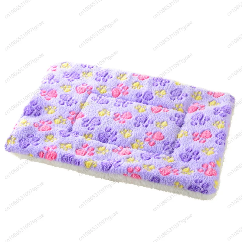 

New winter warm pet pad wear-resistant nest blanket car seat cushion thickened cat and dog non-slip pet pad