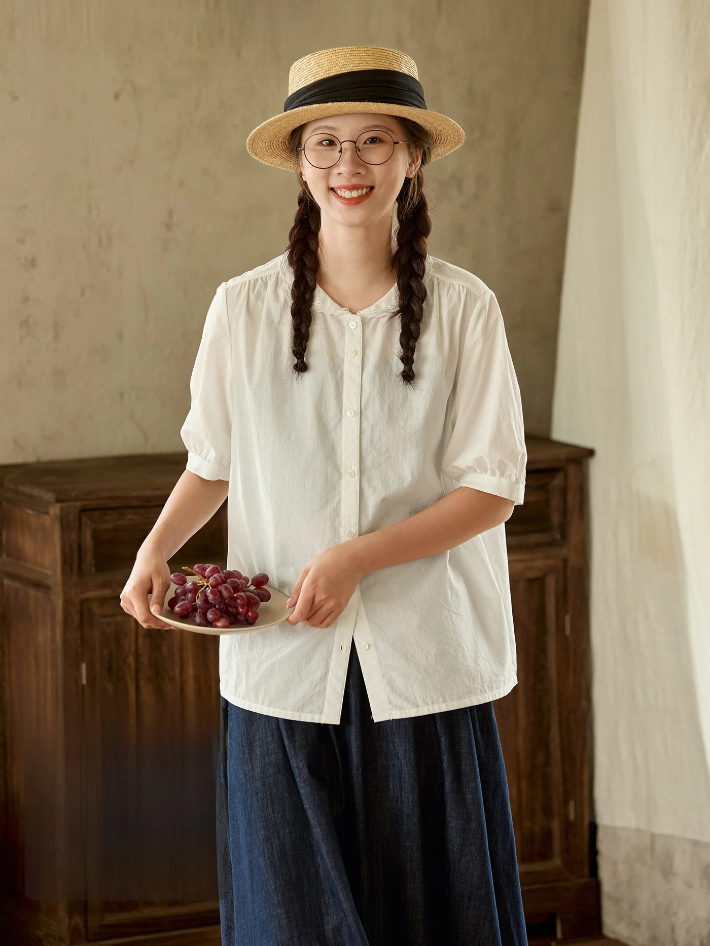 

Original Artistic Cotton Linen White Shirt Women Summer Double Layer Lace Doll Collar Loose Versatile Short Sleeve Blouse