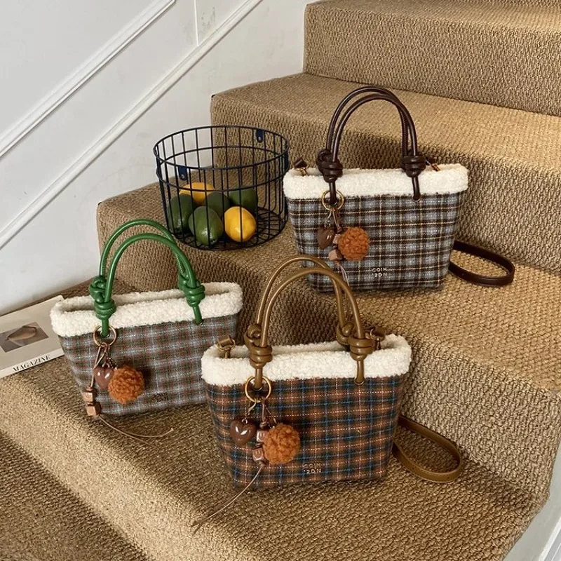 

Simple Elegant Diaper Bag Crossbody Baby Care Business Meeting Exquisite Chic Versatile Timeless Stylish Practical Organized