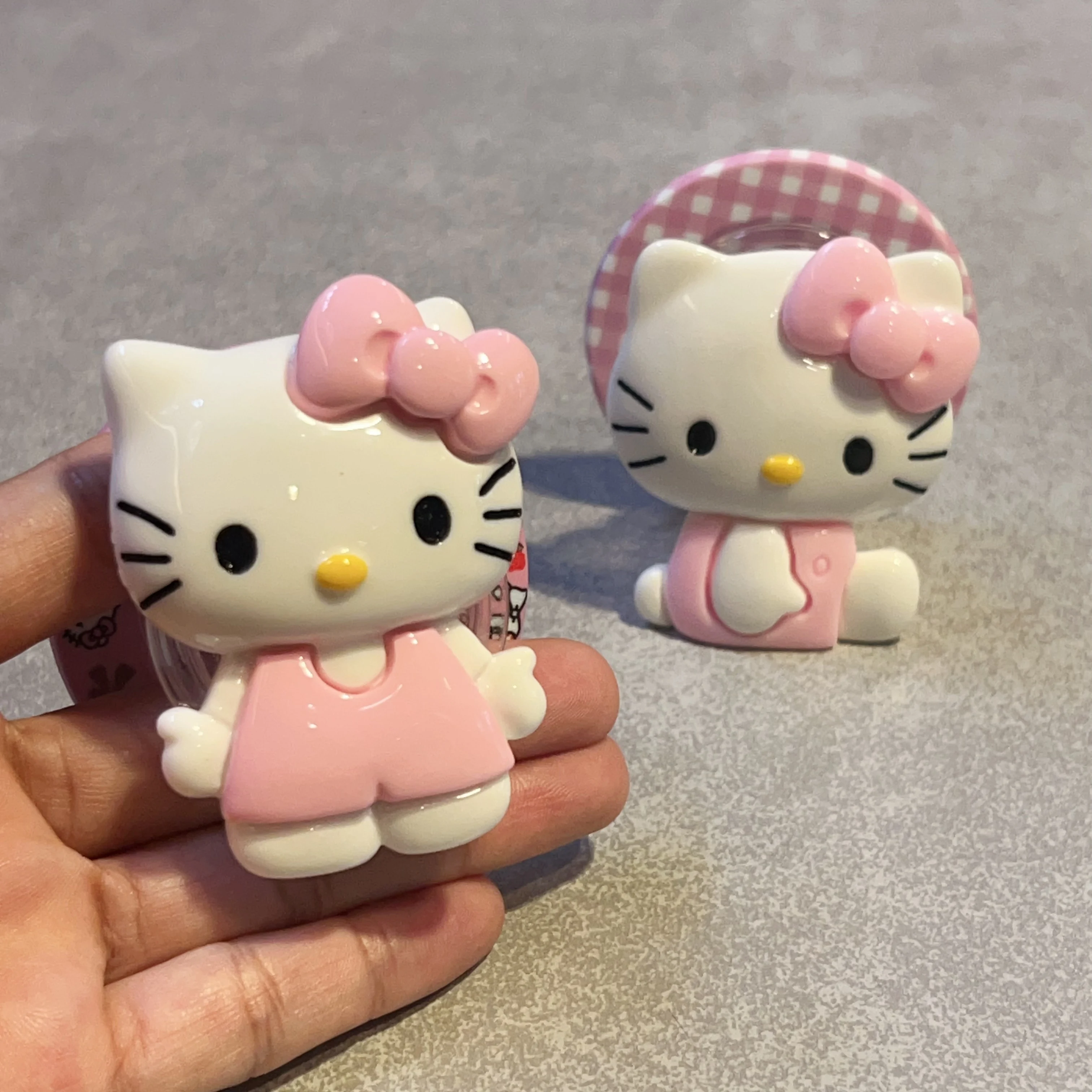 

Great Quality Hot Support Magnetic Mobile Phone Holder Cute Cartoon For Z Flip For iPhone Case For Sanrio Pink Hello Kitty