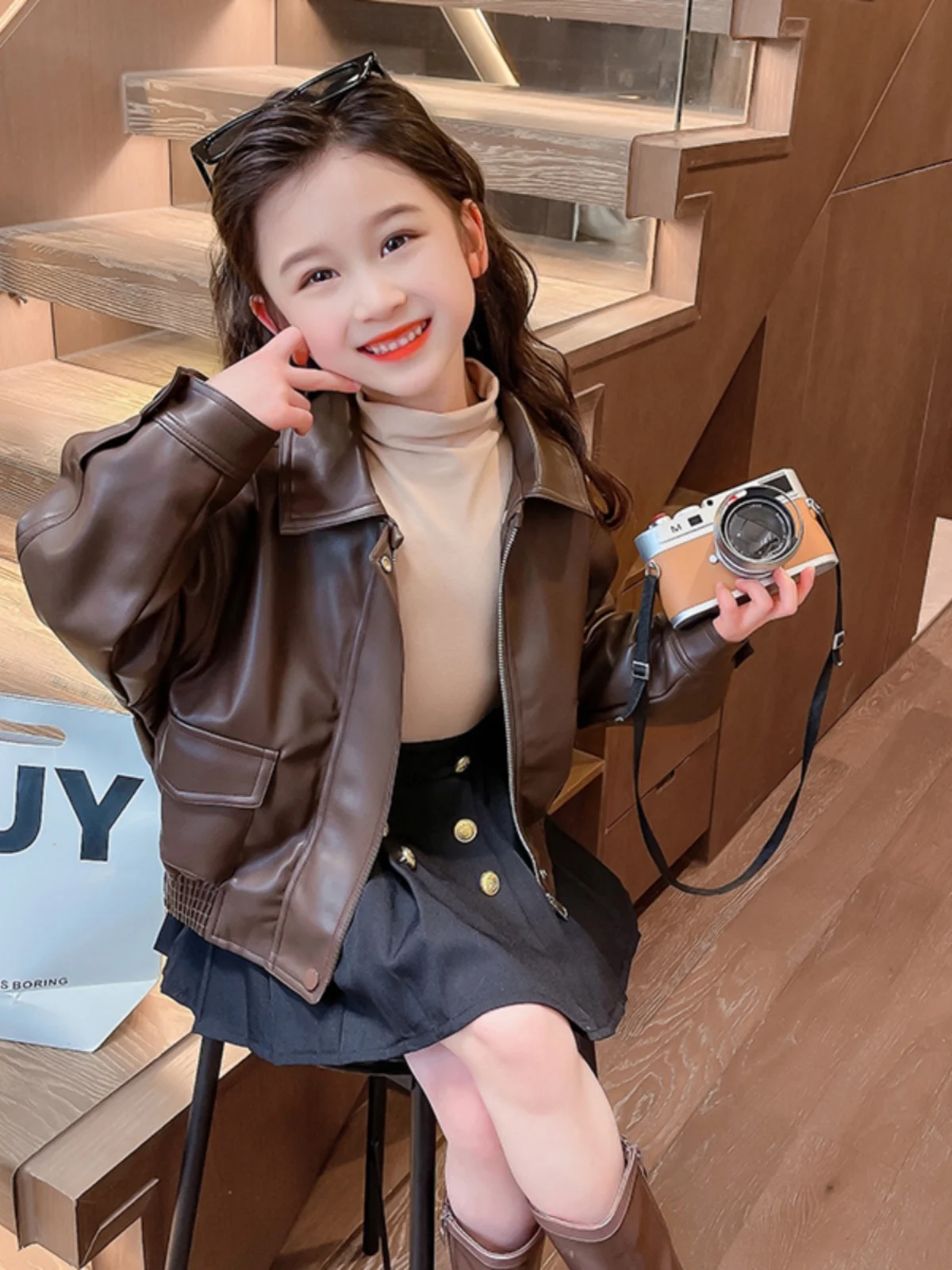 

Модная детская кожаная куртка для девочек, весенняя стильная уличная одежда, универсальная, обычная, тонкая