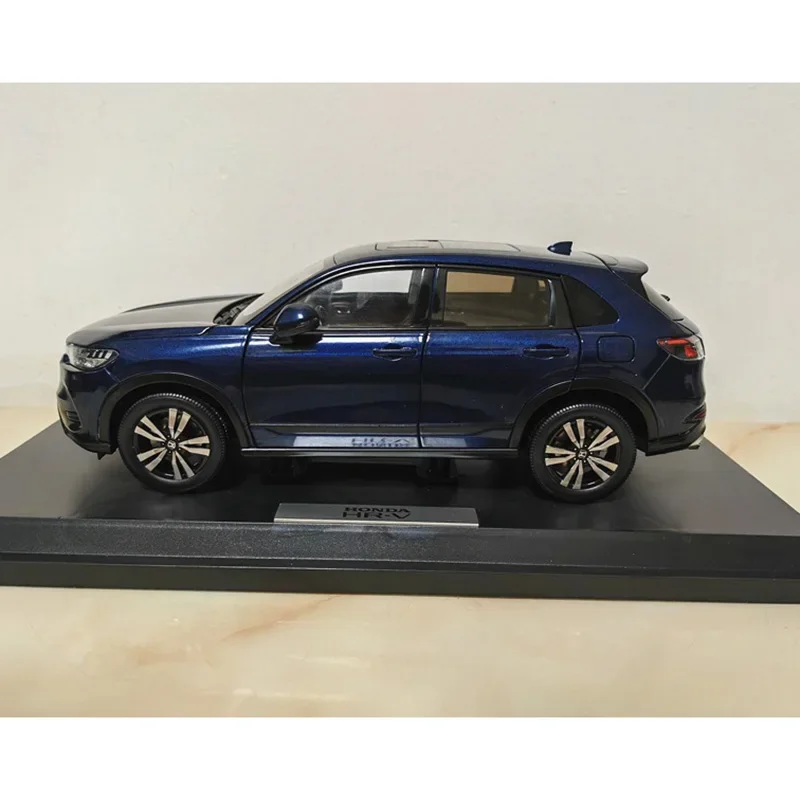 Diecast 1:18 Scale Dongfeng Honda HR-V 2023 Alloy Car Model Collection Souvenir Display Ornaments Vehicle Toy