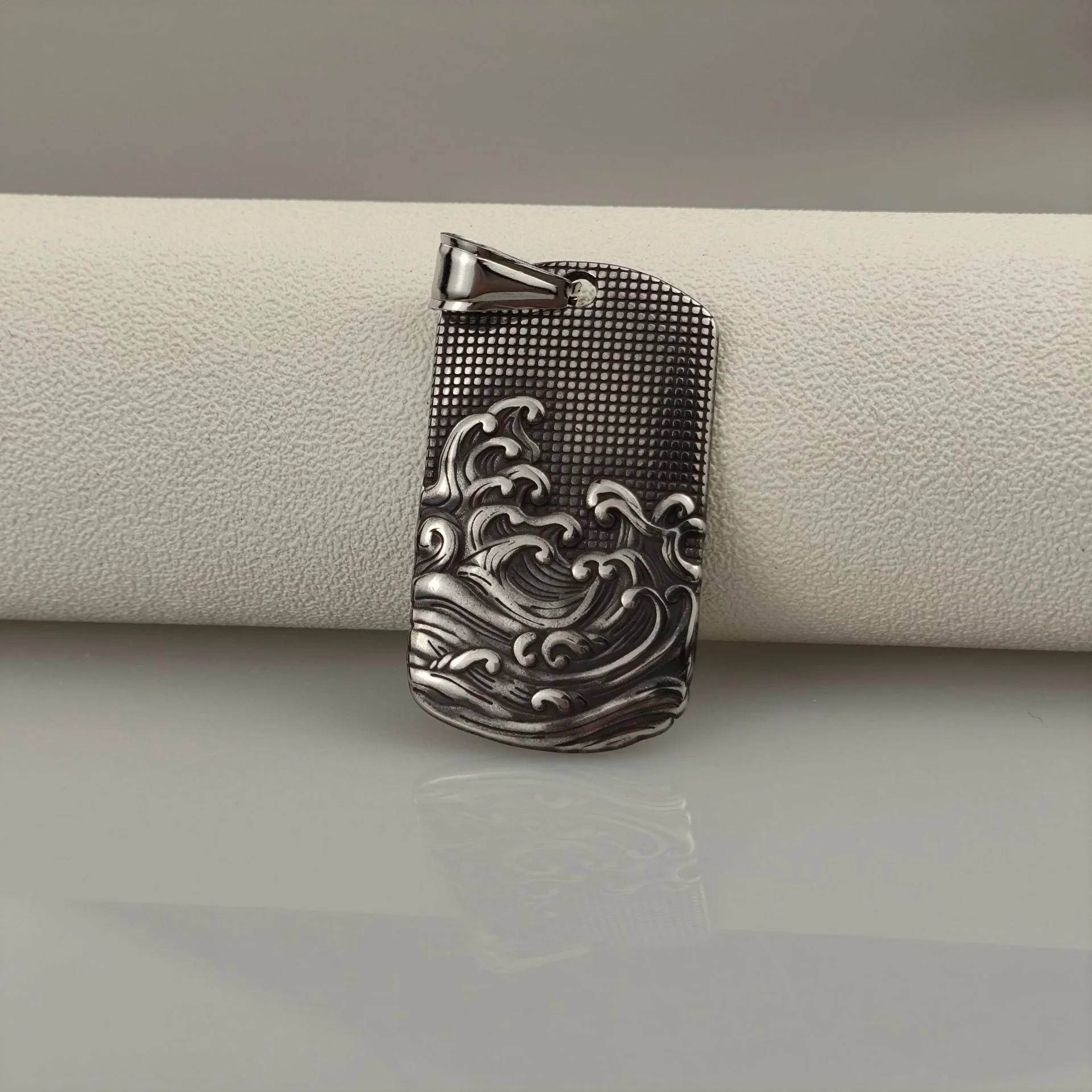 Stainless Steel Ocean Wave Dog Tag Pendant Vintage Sea Wave Charm Men Fashion Necklace Jewelry Gift