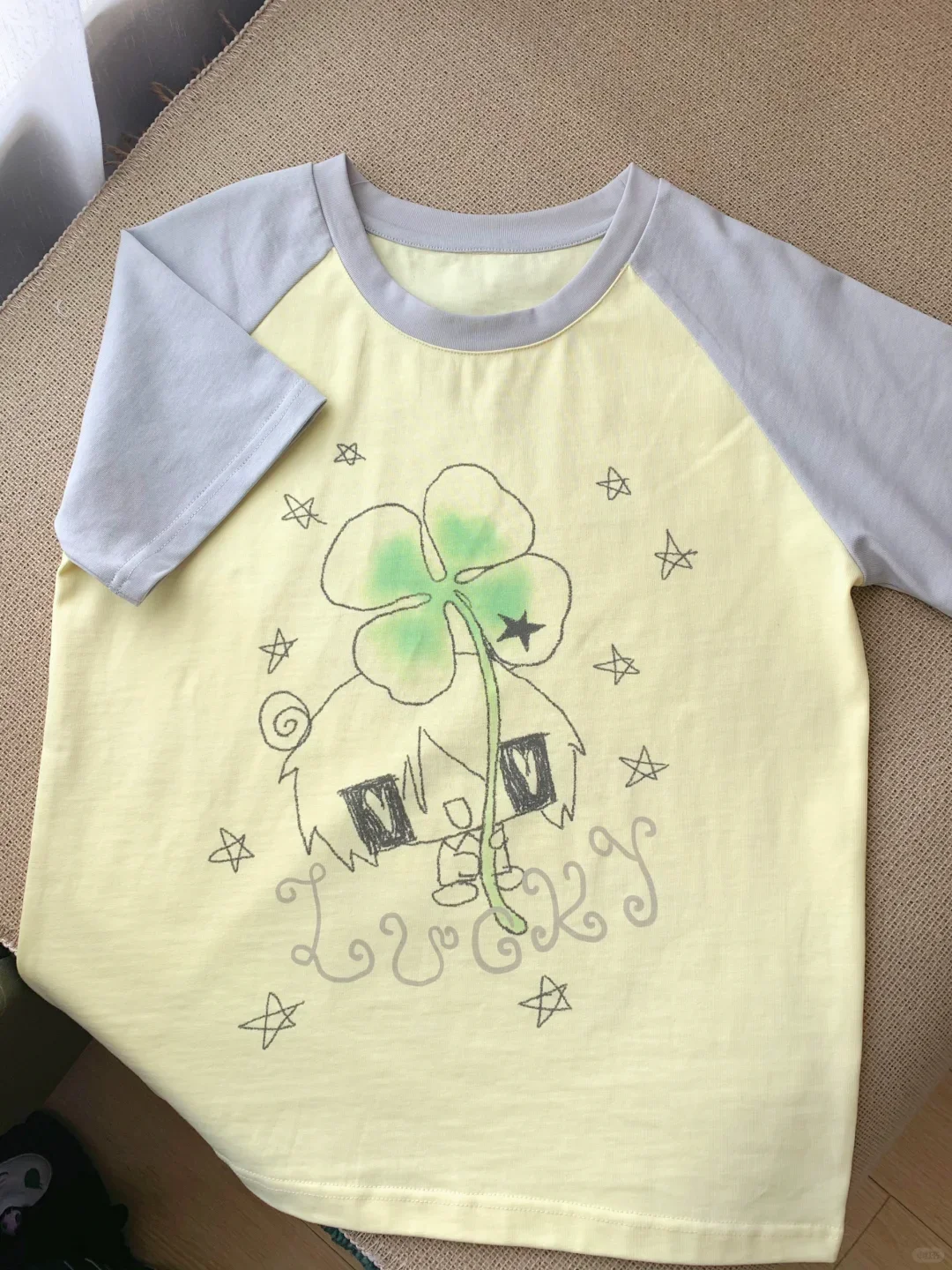 Japanese Soft Girl Subculture Hand-painted Four-leaf Clover Print Raglan Short-sleeved T-shirt Summer New Loose Graphic T Shirts
