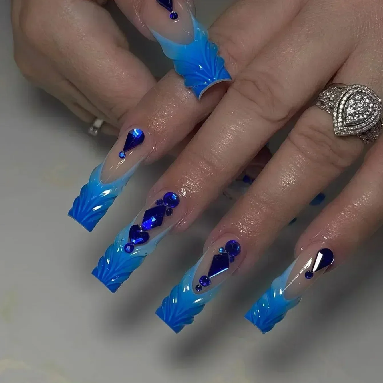 

24Pcs Long Ballet Square False Nails Simple French 3d Curve Design Fake Nails Wearable Press on Fake Nails Full Cover Nails Tips