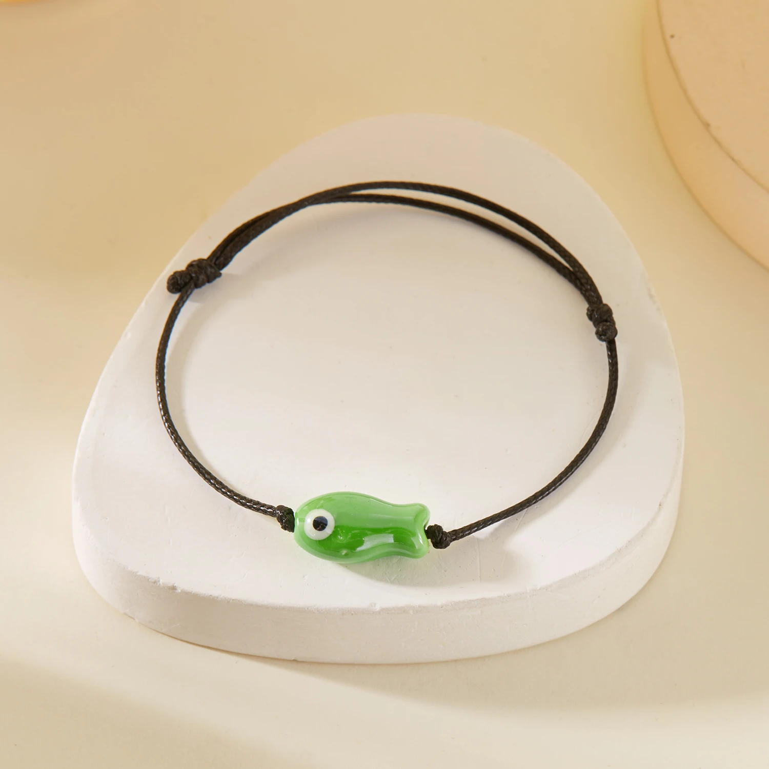 Minimalistisches Cartoon-Keramik-Fisch-Armband für Damen und Herren, niedliches buntes Tier, handgefertigtes geflochtenes Armband, glücklicher Freundschaftsschmuck – Detail 17