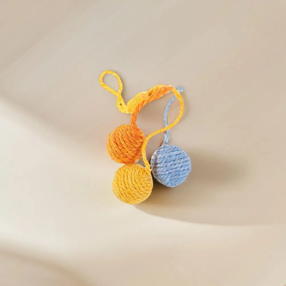 

2 pcs Sisal Ball Colorful Hanging Design Scratch Resistant Interactive Indoor Space Saving Dangle Balls For Small Apartment