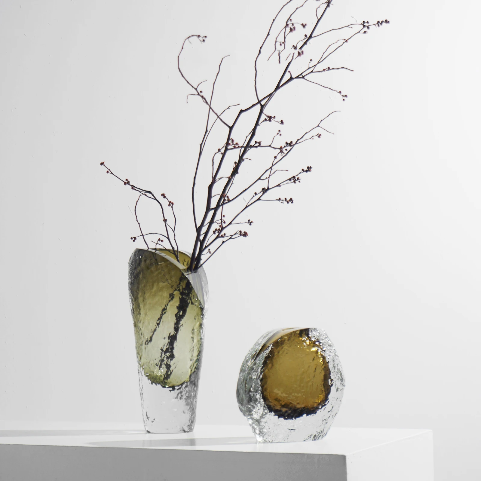 الحديثة الخفيفة الفاخرة المصممة يدويا الزجاج زهرية الحلي الفن زهرة طاولة القهوة لغرفة المعيشة اكسسوارات ديكورات منزلية جديدة #2