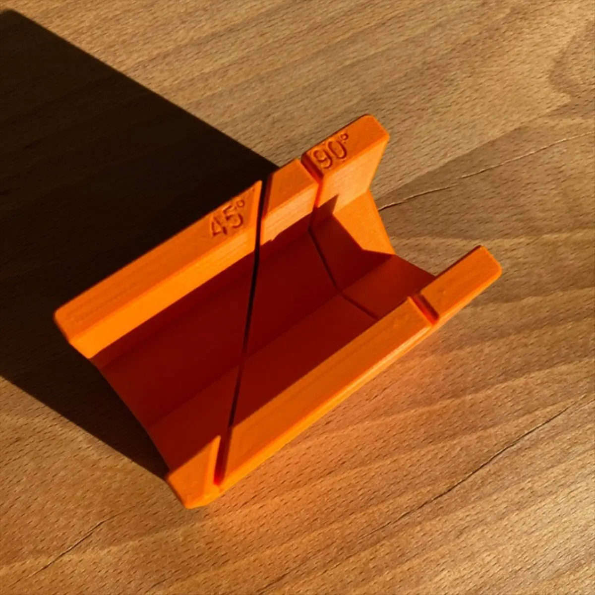 DT35BG Miter Saw Box 45/90 Degree Miter Box Multi-Function Angle Slot Types Saw Box Precise Preset Cutting Box for Woodworking