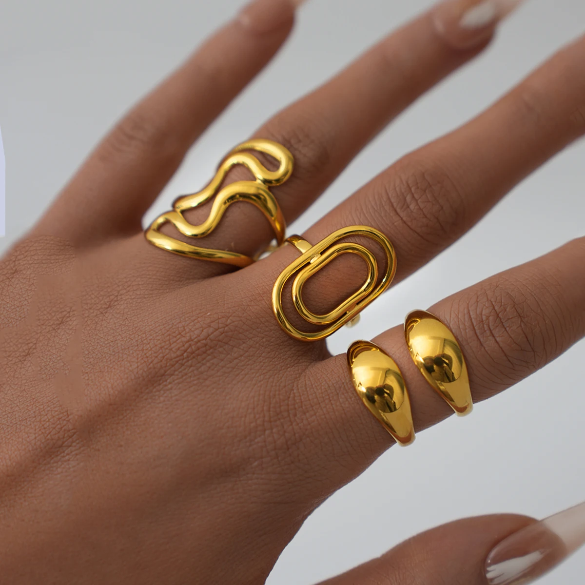 Minimalist Stainless Steel 18K Gold-Plated Line Ring Two Tone Irregular Love Ring Hollow Out Women's Stackable Ring Party Gift