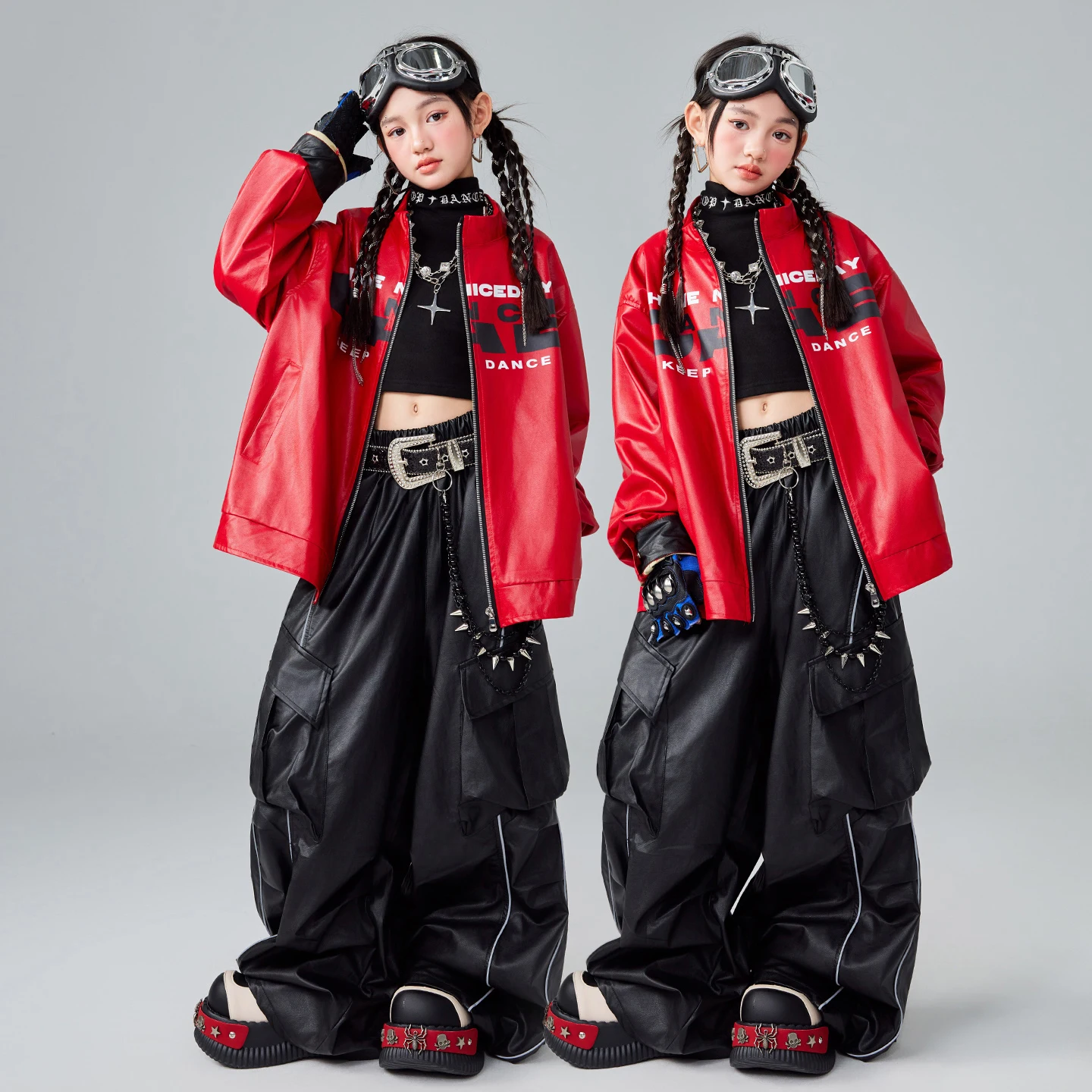 2025 قاعة الرقص الهيب هوب أزياء رقص للفتيات معطف أحمر من الجلد السراويل فضفاضة الشارع الشهير الأولاد أداء الجاز المرحلة ارتداء DQS21674