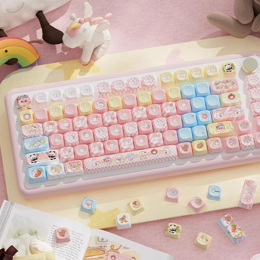 

Pink Cute Doll Cartoon Keycap Wooting Keycaps Pbt Sublimation Video Game Mca 120Keys Rabbit Panda Octopus Bear Girls Keycap