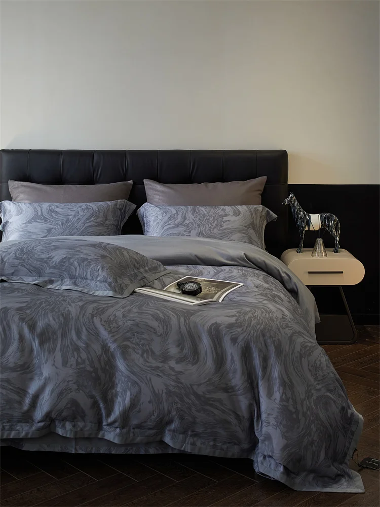 

Thiened Autumn Winter Bedding Set High-End Sensation Skin-friendly Silk Mallow Flannel Four-piece Bedding Set