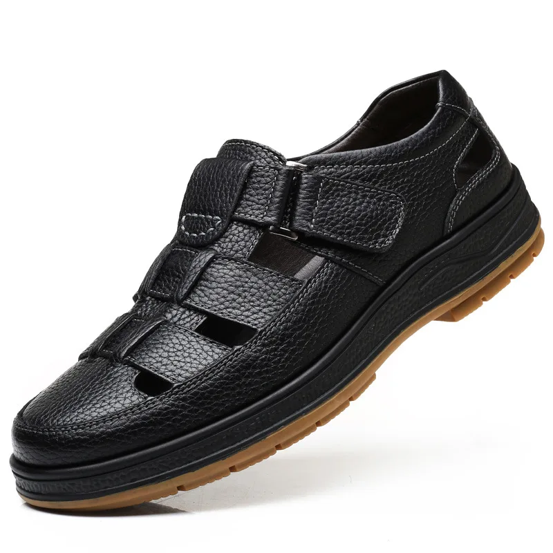 New Men's Soft Genuine Leather Hollow Hole Shoes Sandals Business Casual Shoes for Men Summer Breathable Comfortable Sandals