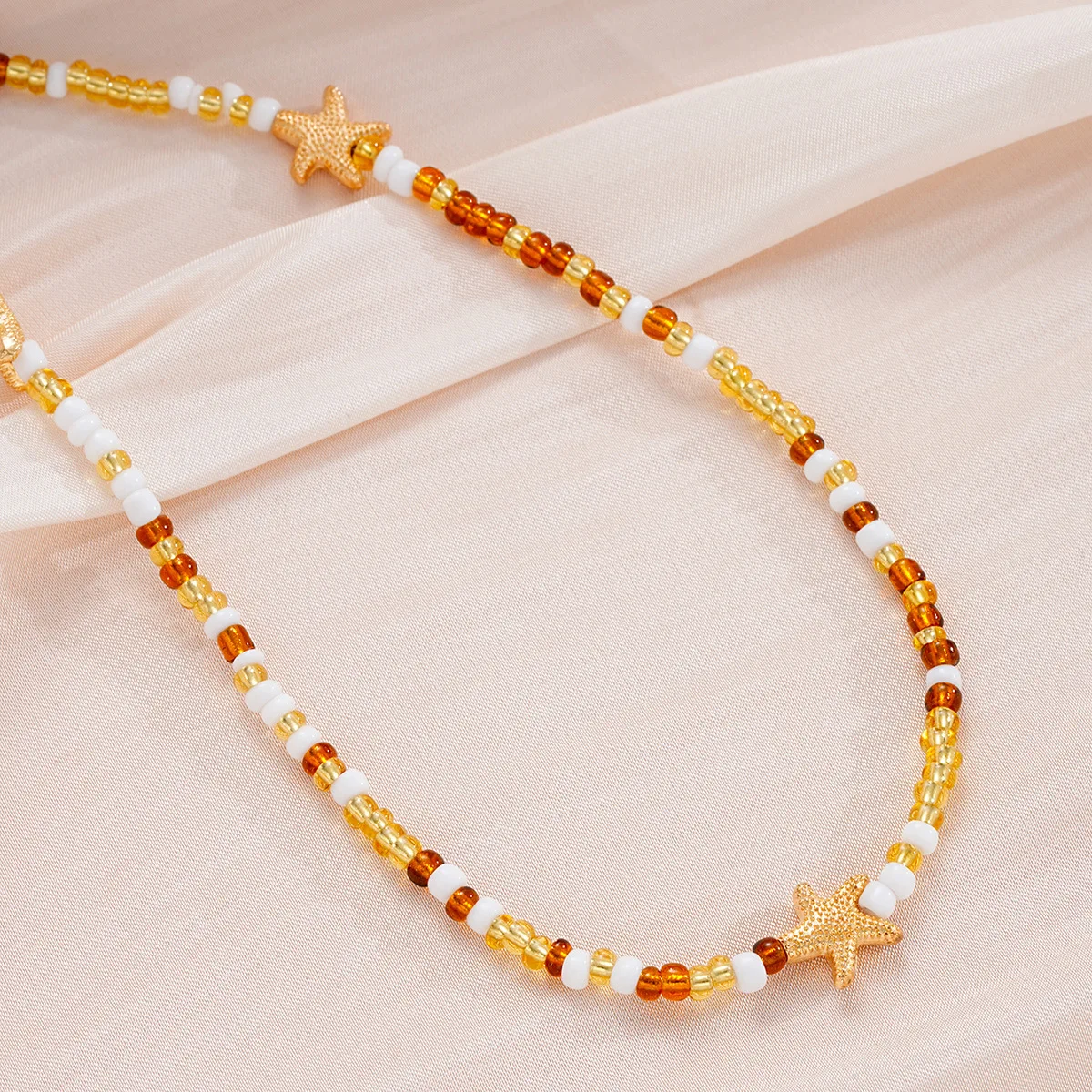 

Fashion Creative Crystal Handmade Beaded Necklaces Bohemian Starfish Pearl Choker Necklace for Women Girl Beach Jewelry Gift