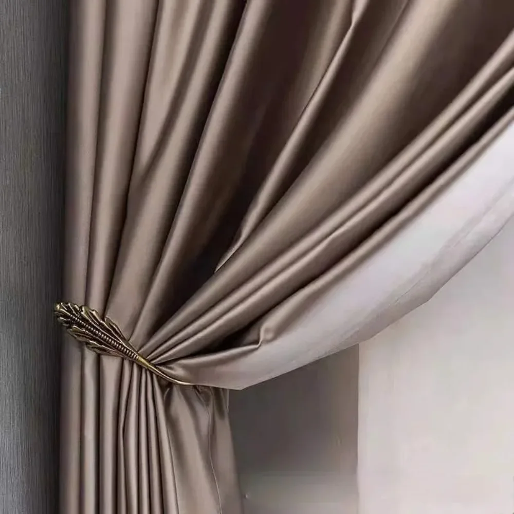Moderne, leichte, luxuriöse Vorhänge, Textur, Satin, Glanz, Seidenimitation, hohe Präzision, ruhige Atmosphäre, Wohnzimmer-Vorhang, individuelle Gestaltung