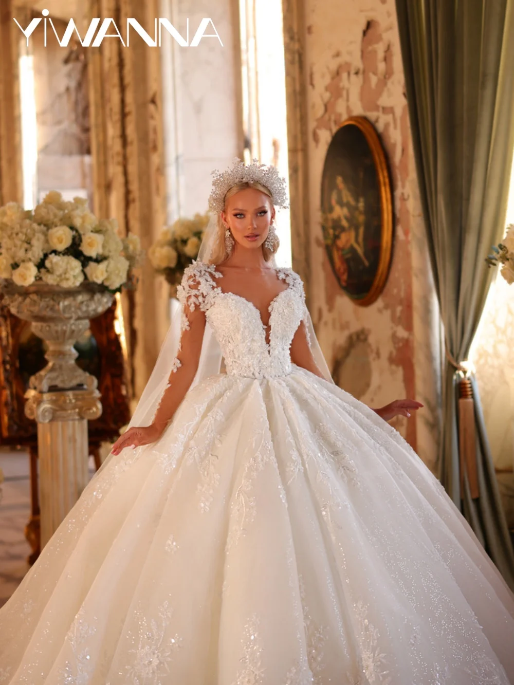 White Shimmering Appliques Wedding Dress Dreamy Vneck Long Sleeve Bridal Gown Customized Luxurious Ball Gowns Dresses For Bride