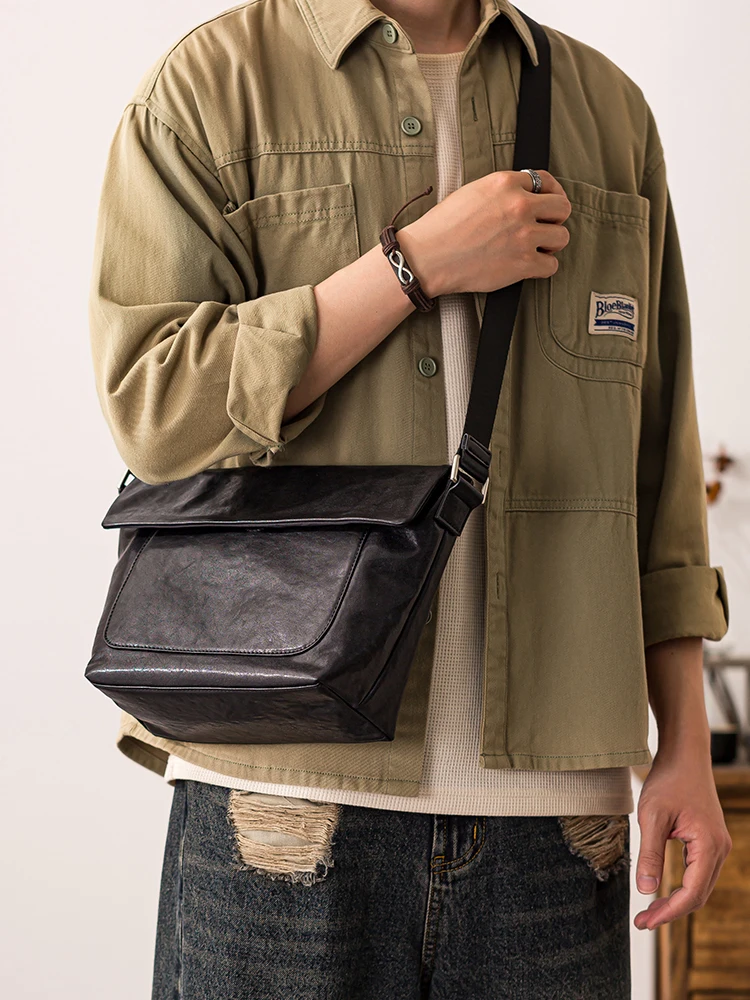Casual minimalist designer handmade genuine leather men's messenger bag outdoor commuter first layer cowhide shoulder bag