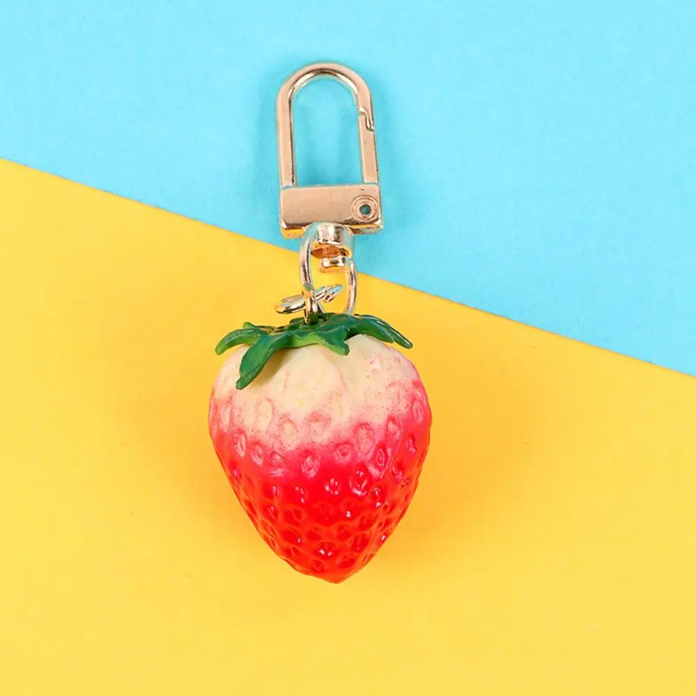Mini CADENA DE dijes de aplicación amplia que no se decolora, Linda llave, corazón de amor, 3D, campana de fresa, mochila colgante para niña