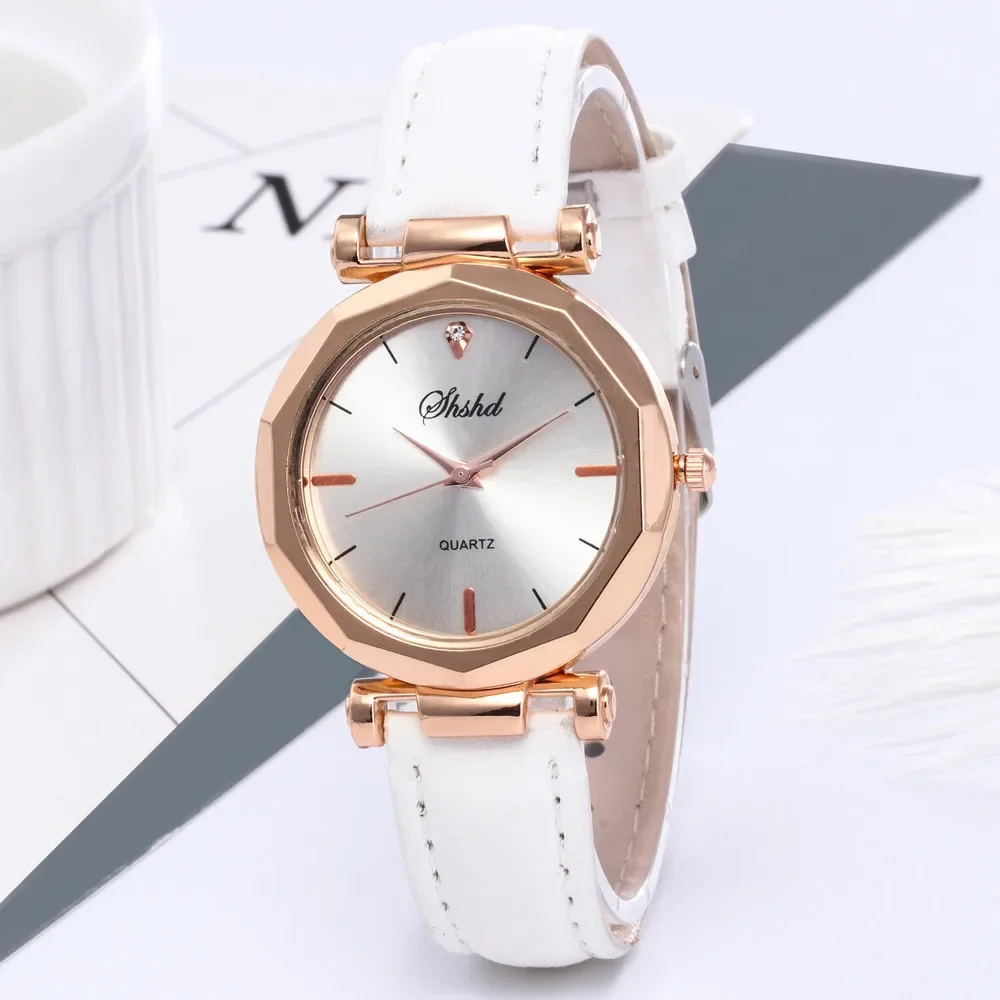 Neue Frauen Uhr Strass Mode Exquisite Frauen Leder Casual Uhr Luxus Analog Quarz Kristall Armbanduhr Armbanduhr