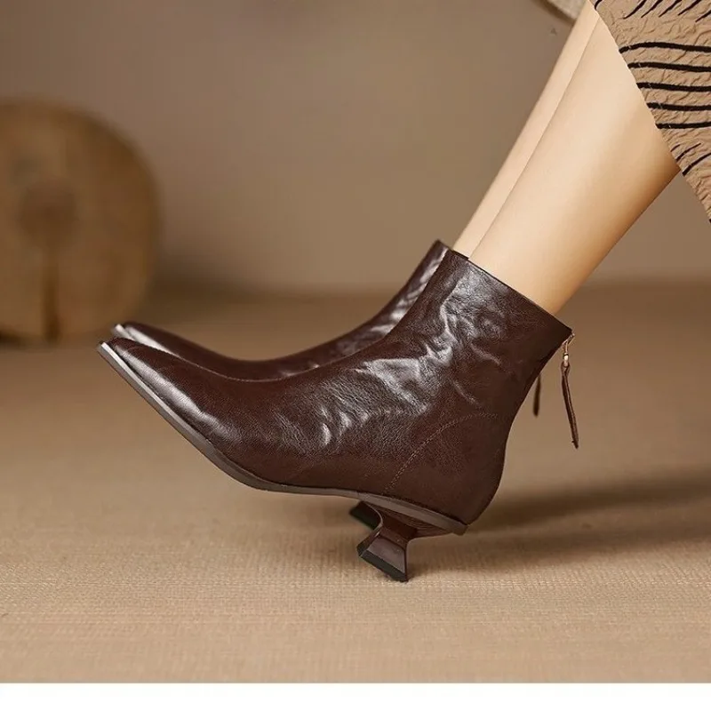 

Shaped Heel Booties Women's Fashion Pointed Toe Rear Zipper Non-slip Waterproof Mid-heel Single