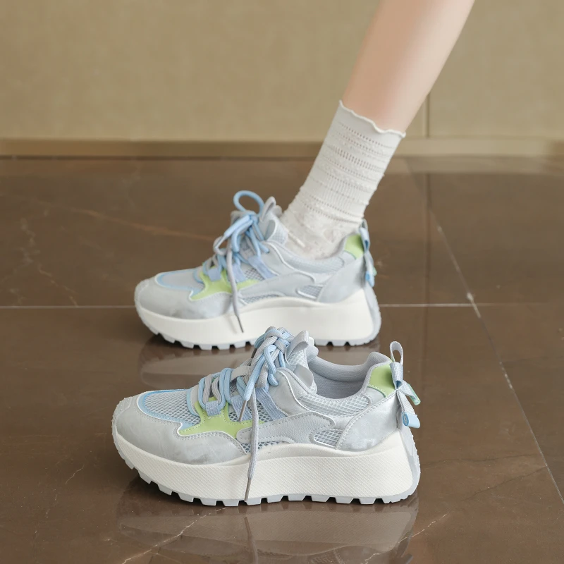 

Thick-soled Round-top Lace-up Multi-color Stylish, Versatile, Comfortable, Anti-slip, Breathable Sports and Casual Women's Shoes