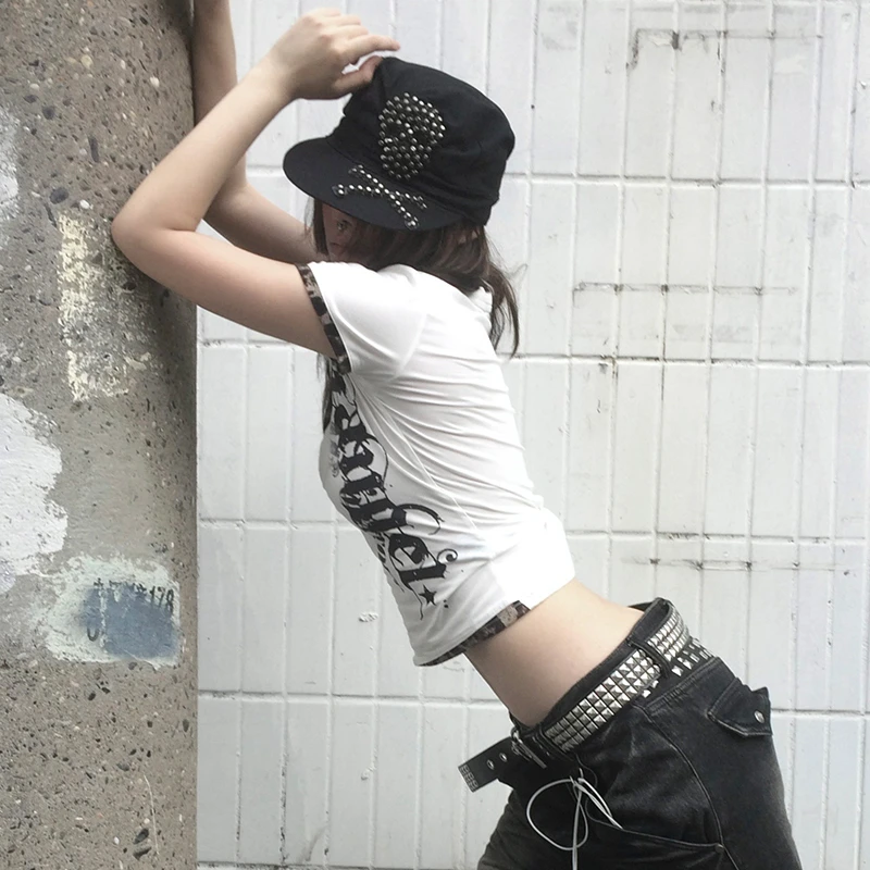 Karrcat الجرونج جماليات وهمية قطعتين بلايز Trashy 2000s نمط الوشم تي شيرت مطبوع خمر Y2k ليوبارد تي شيرت الأمريكية الرجعية