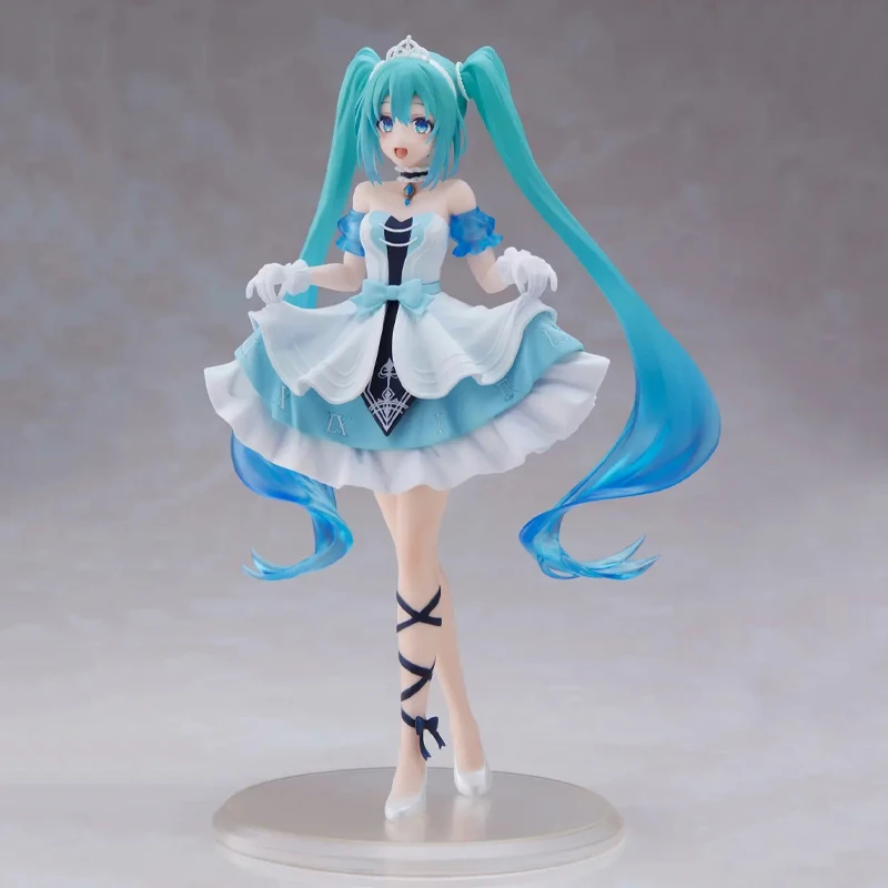 En Stock Original TAiTO tsune Miku pays des merveilles Figure cendrillon véritable Anime Figure 18 cm modèle à collectionner poupées ornement cadeaux