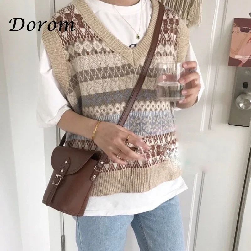 Vintage Argyle V-neck Knitted Sweater Vest Women Autumn Korean Sleeveless Loose Pullover Casual Oversized Waistcoat Female Tops