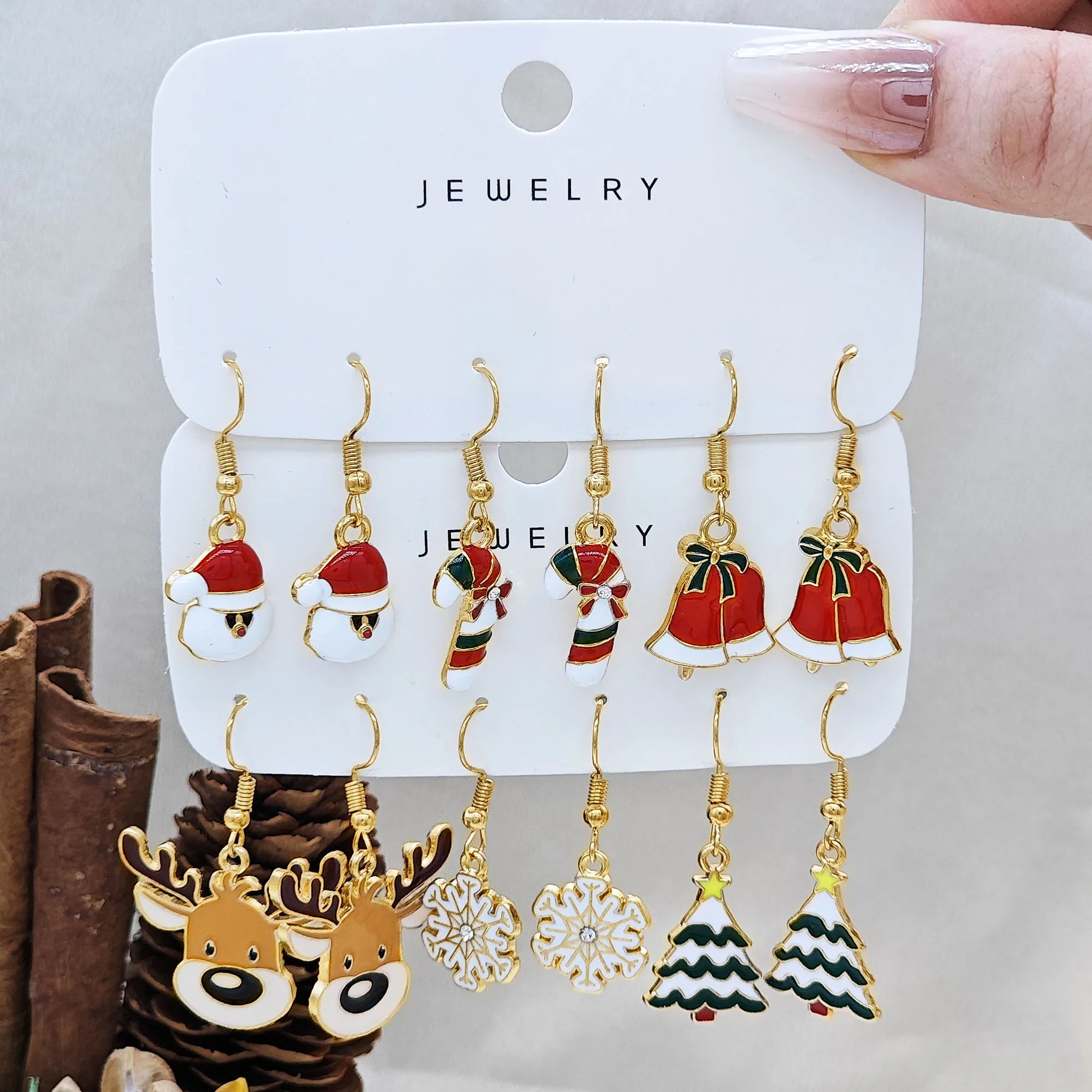 

6pcs New Christmas Set Cross border Hot Selling Cartoon Dripping Oil Elk Santa Claus Christmas Tree Earrings for Women