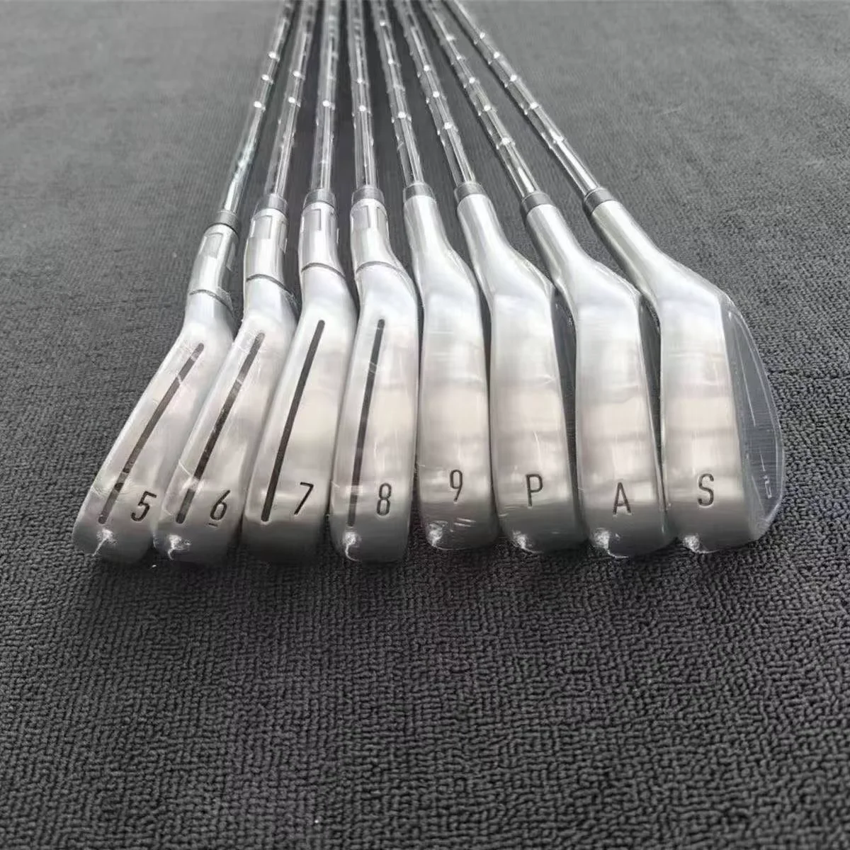 

STLF Blade Set of Golf Clubs Iron Set Left/Right Heads Forged Custom Two-Piece #4-P Iron Set Golf Clubs
