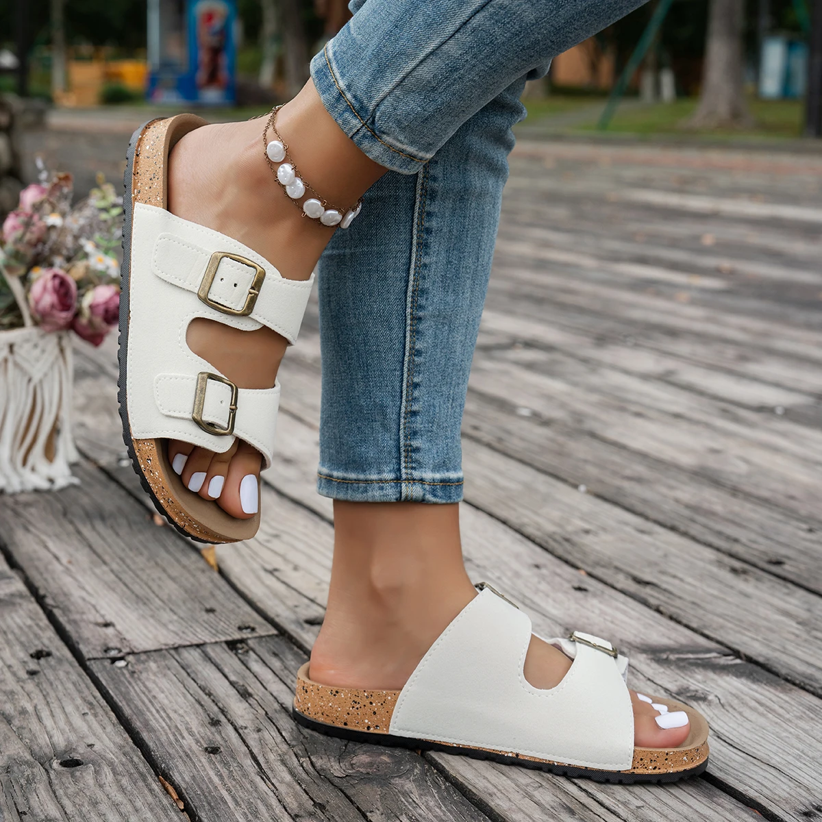 Fashionable Women's Suede Mule Slippers New Men's Clogs Sandals with Arch Support Cork Insoles Outdoor Beach Sandals Home Shoes