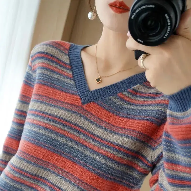 2024 New Fashion Autumn Women\'s Rainbow Knitted Shirt Women\'s Loose Long Sleeve Top Women\'s Striped Base Long Sleeve T-Shirt