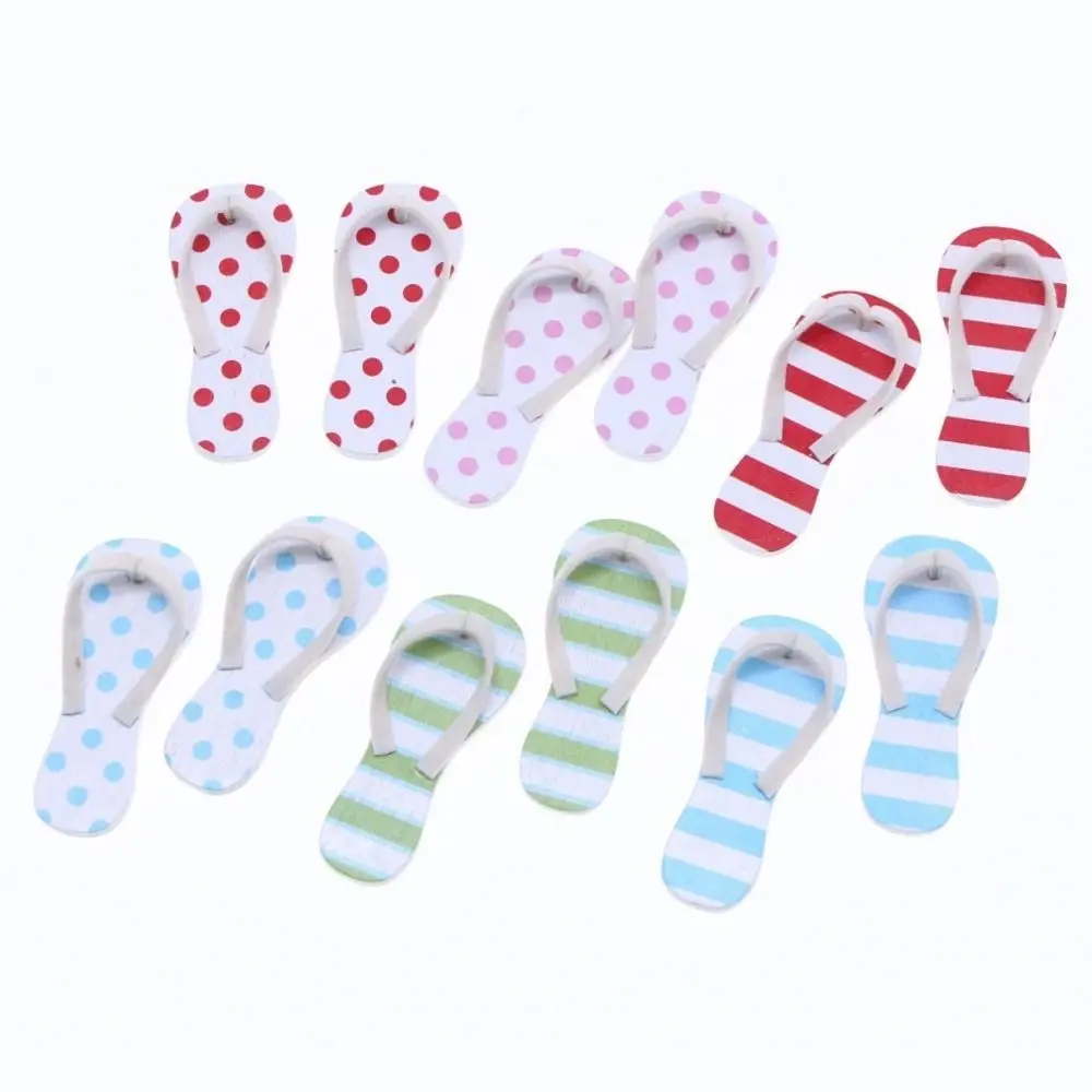 1 Pair 1:12 Dollhouse Dollhouse Flip Flops Mini Simulated Miniature Flip-flops Wood Decorate Mini Casual Slippers