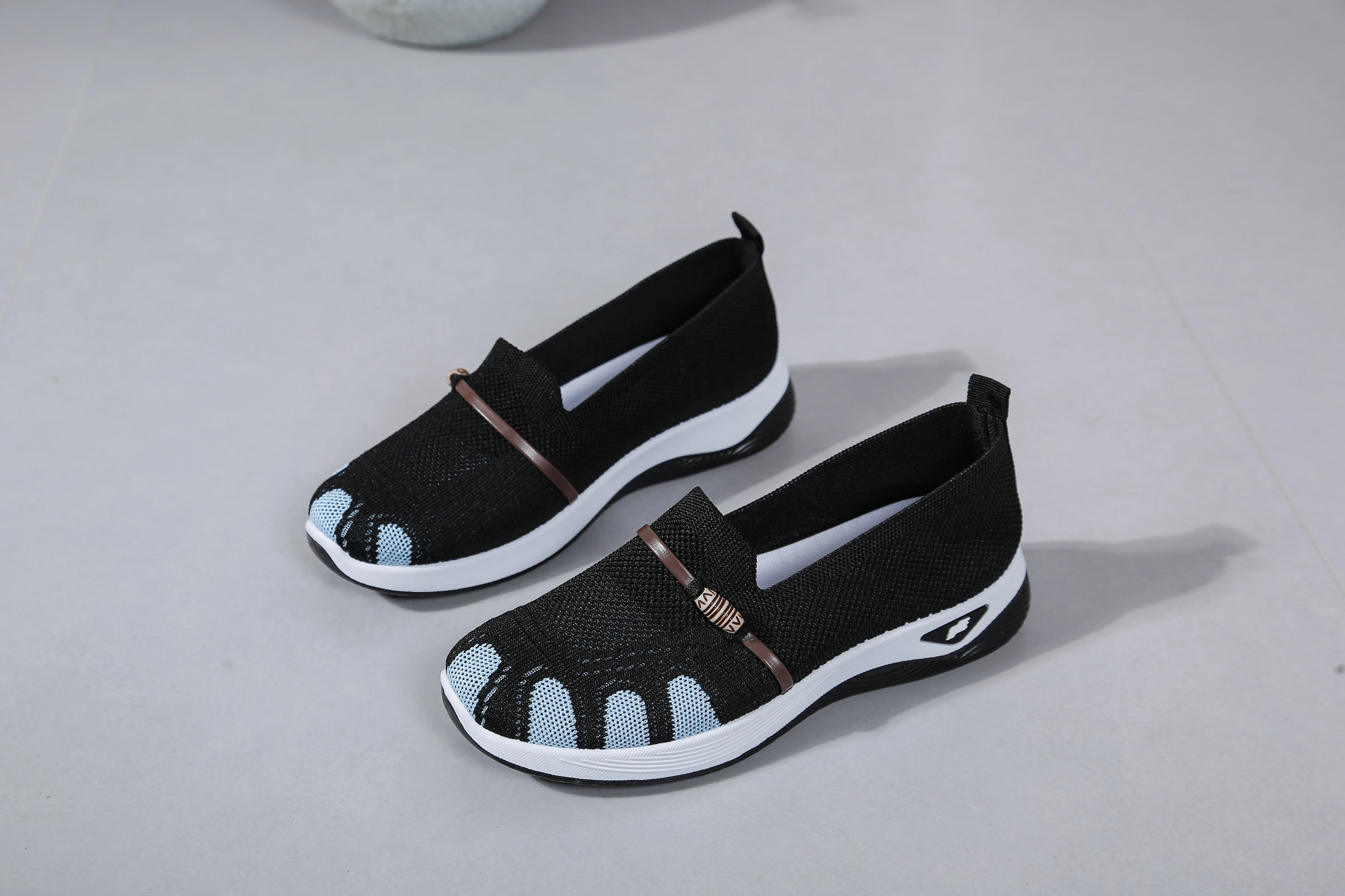Damen Sommer 2026 Casual Sneakers EVA Ultraleichte Weiche Einlegesohle Damen Arbeitsschuhe Atmungsaktiv Bequem für Tägliches Gehen – Detail 14