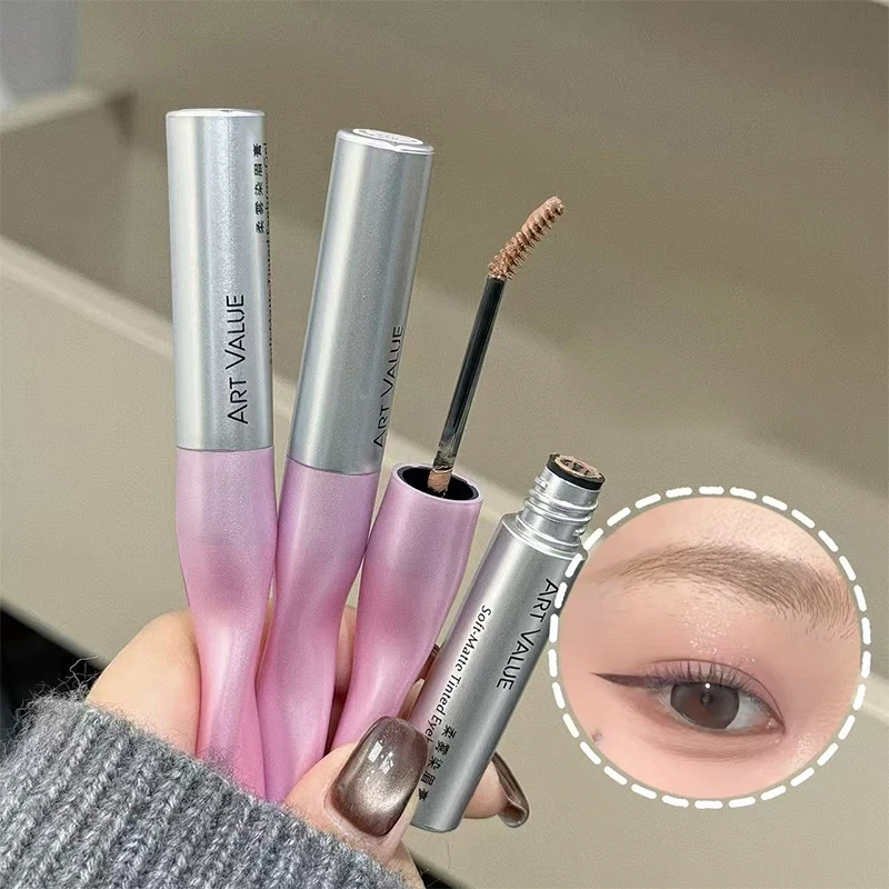 Teinture pour sourcils à brume douce pour femmes, petite tête de brosse imperméable et sans taches de maquillage, crème pour sourcils légère de style coréen, style de noël