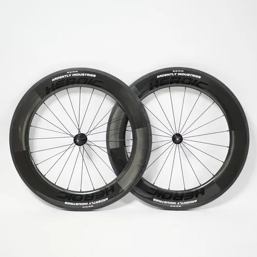 カーボントラック自転車ホイールセット,深さ700c,38mm, 58mm, 86mm,固定ギア,シングルスピード自転車ホイール,UD表面リム