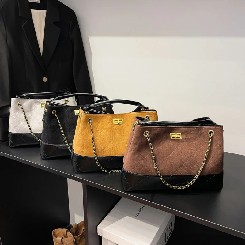 

High-End Women Shoulder Bag With Simple Vintage Style And Timeless Color Palette Suitable For Working Women​