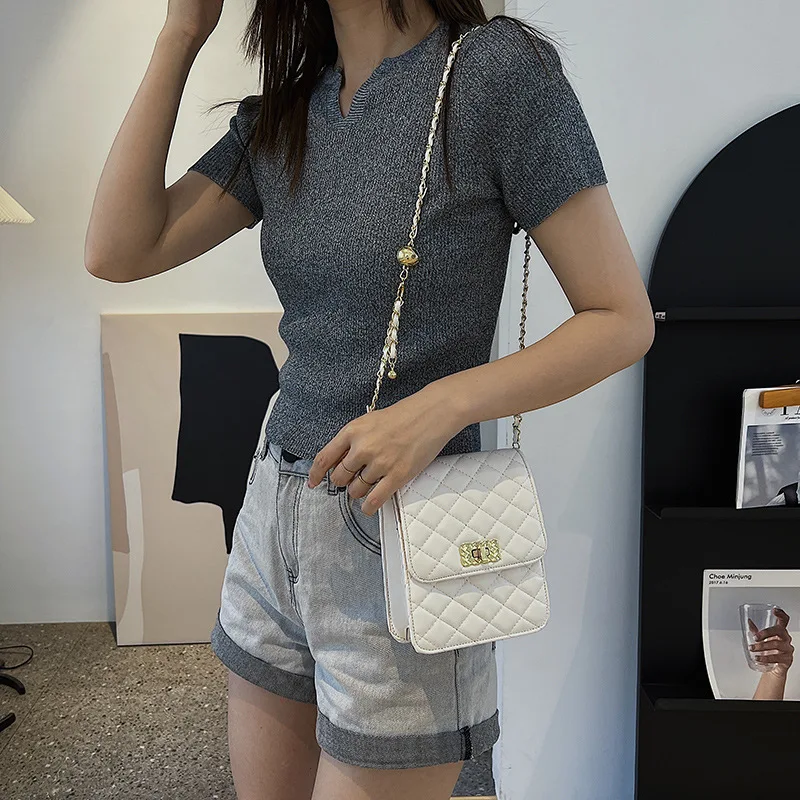 2022 new trendy fashion Rhombus chain women's bag chain shoulder bag gift messenger small square bag