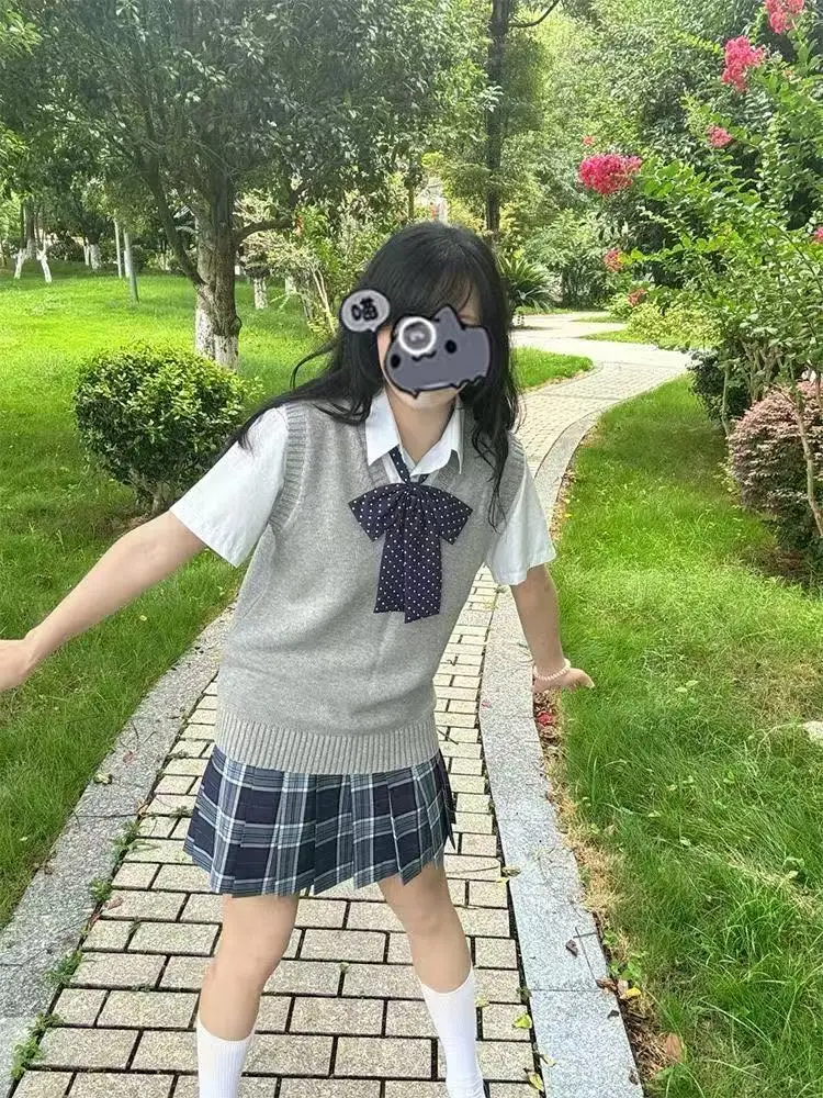 

Модный вязаный жилет в стиле JK с V-образным вырезом, теплый однотонный женский жилет для осеннего гардероба