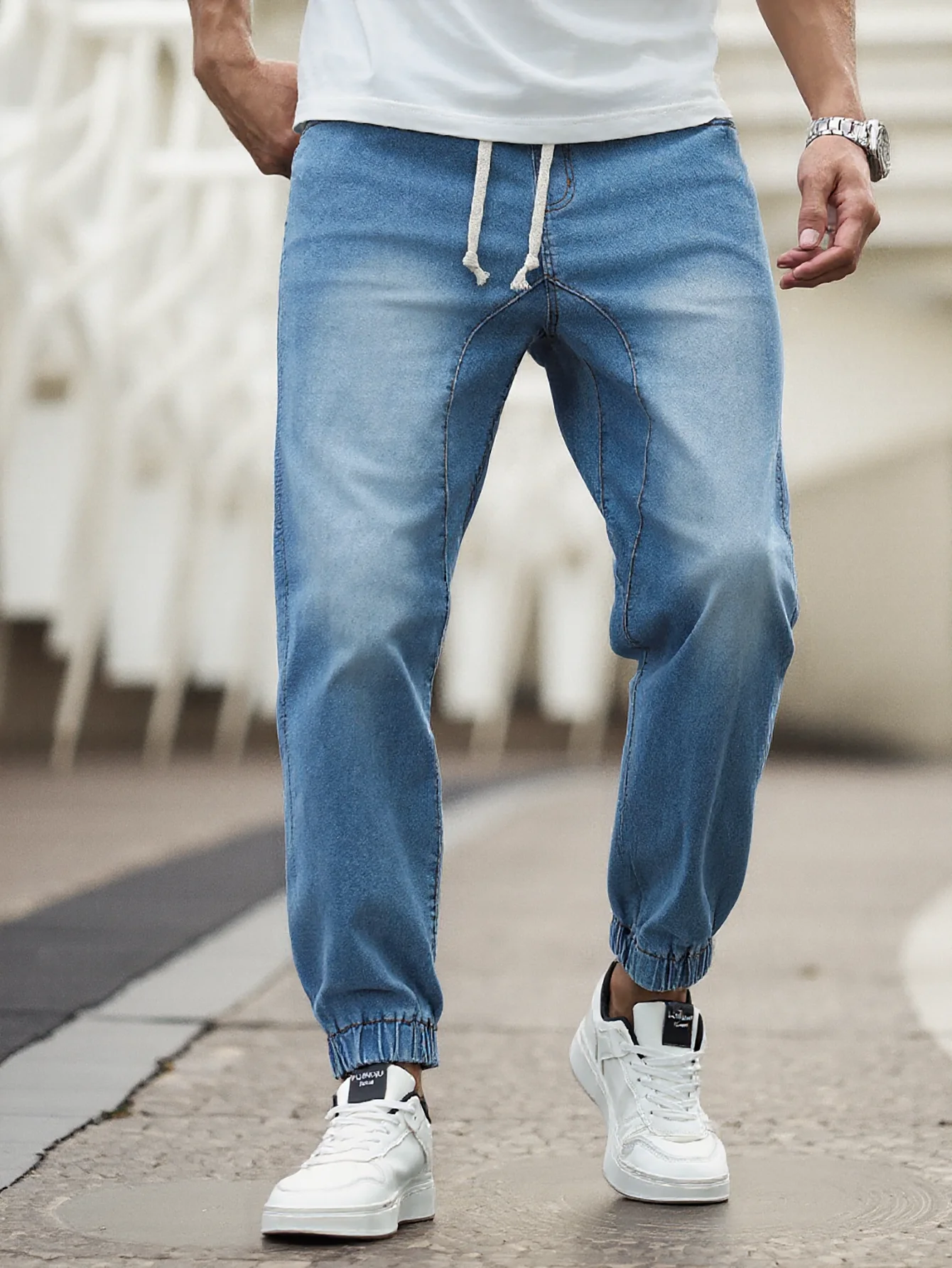 Men's Slim Fit Stretch Denim Jeans - Classic Black Washed Skinny Pants with Side Seam Detail